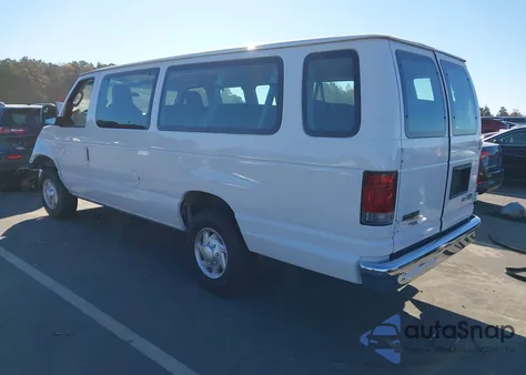 2011 Ford E-350 Super Duty Xlt z USA, uszkodzony, nr VIN 1FBSS3BL4BDA75070